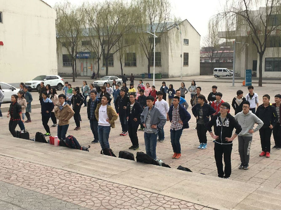 QQ图片20160330123911.jpg